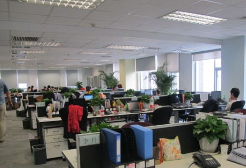 304不銹鋼櫥柜應(yīng)該怎么預(yù)防生銹呢？:304不銹鋼